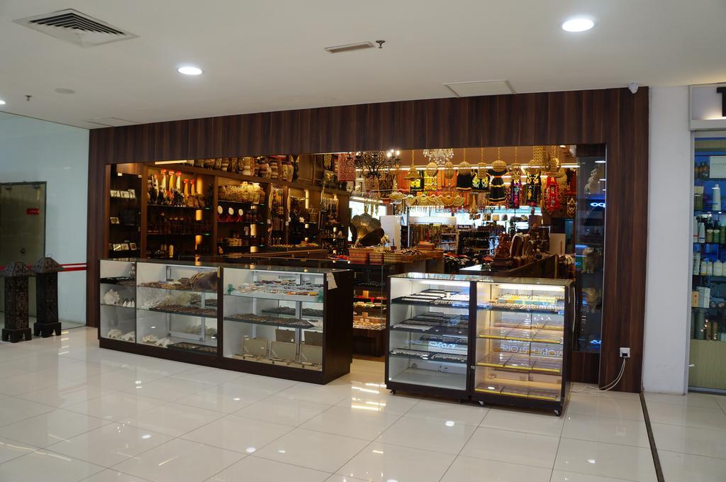בינטולו Greens Hotel & Suites מראה חיצוני תמונה